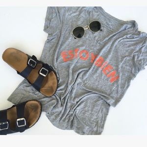 PRACE LOVE WORLD Graphic Tee